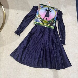 NWT Size 4-6x Wicked the musical Elphaba Costume  Dress in dark purple
